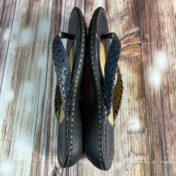 BORN Sandals Womens Size 6 Blue Leather Flip Flops Thongs Flats Casual Shoes - Picture 6 of 11